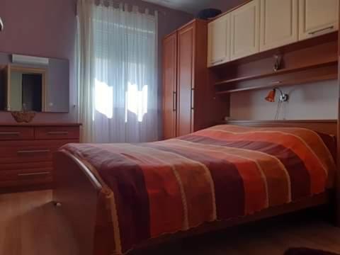 Apartman Lana Lägenhet Stari Grad  Exteriör bild